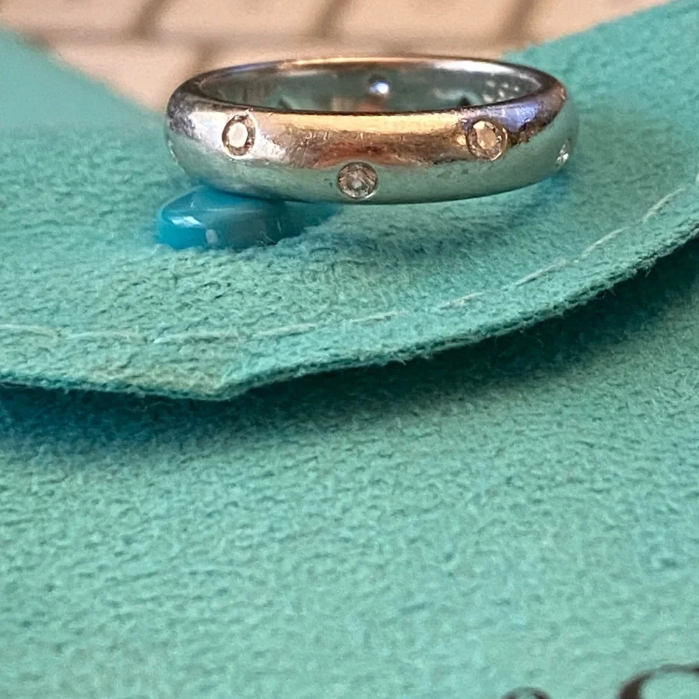 Tiffany & Co. platinum etoille diamond ring - Picture 2 of 11